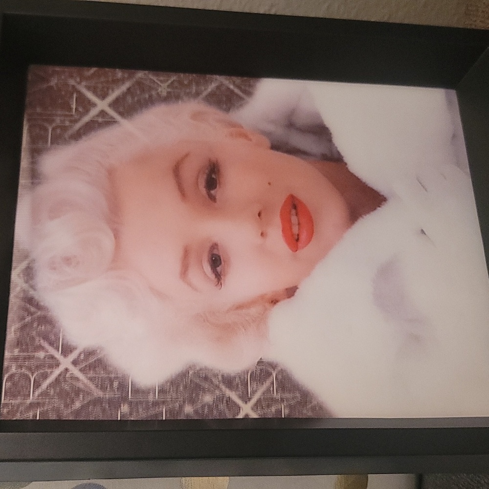 💋Beautiful Marilyn Monroe framed art 3d Wall art💋